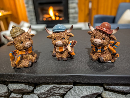 Fall Highland Cow Set with Hats & Scarf